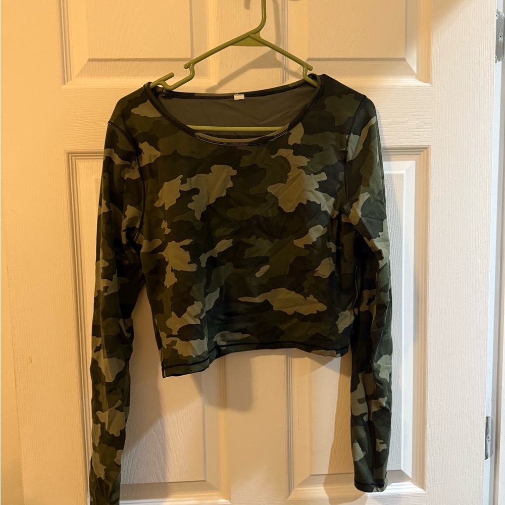 Lululemon Crop Green Camo Long Sleeve Top
